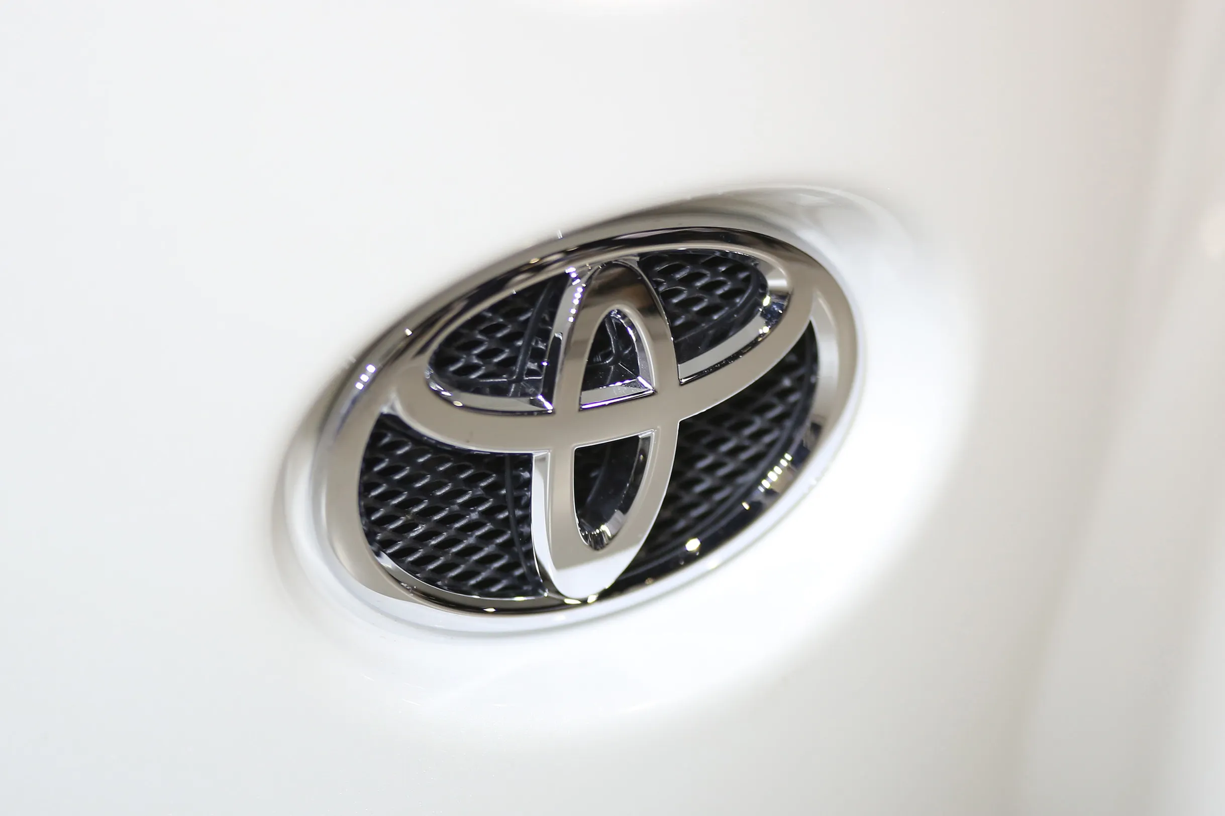 Toyota to Bring Forward Electrified Vehicle Target by 5 Years