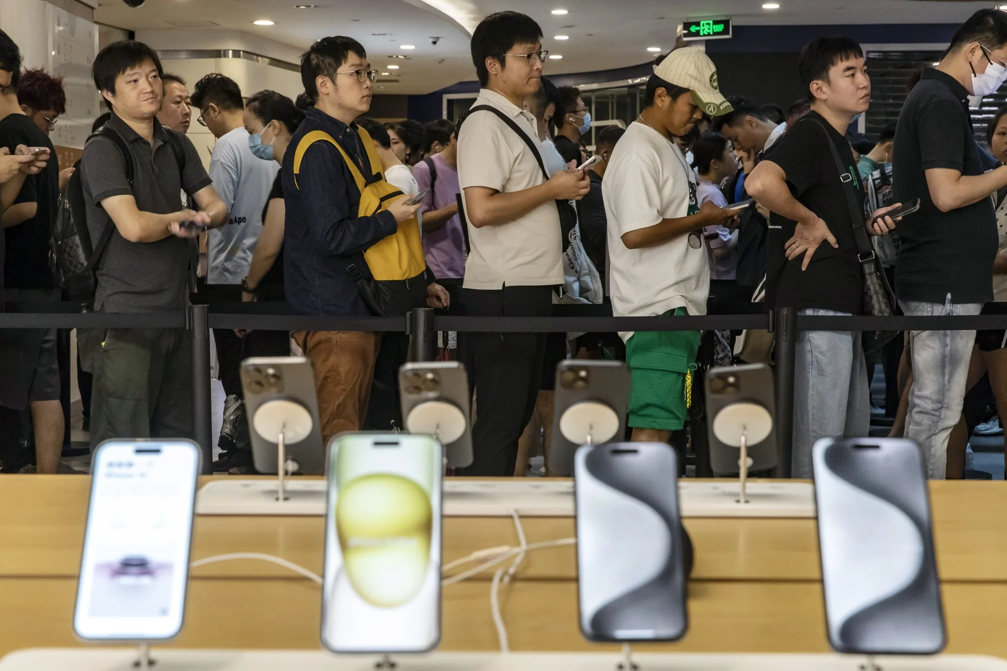 An Apple store during the first day of sale of the iPhone 15 smartphone in Shanghai.