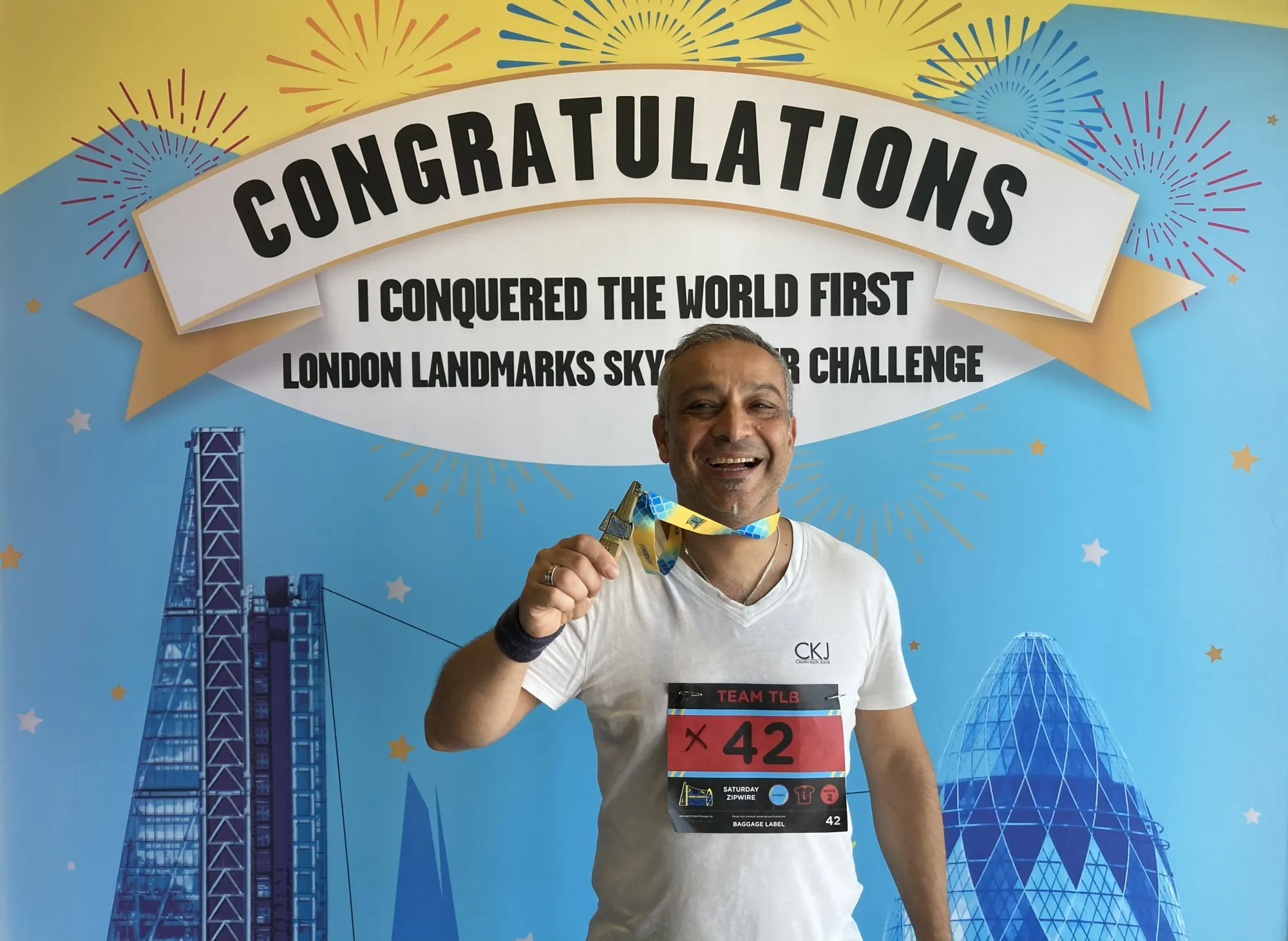 London Adds Zipwire Twist to Skyscraper Charity Challenge - Bloomberg