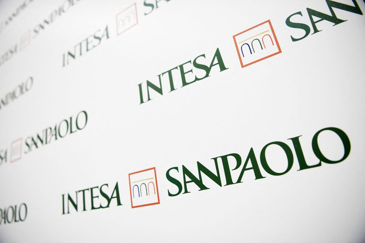 Интеза. Интеза логотип. Логотип банка Интеза. Логотип Intesa Sanpaolo. Intesa Sanpaolo выписка.