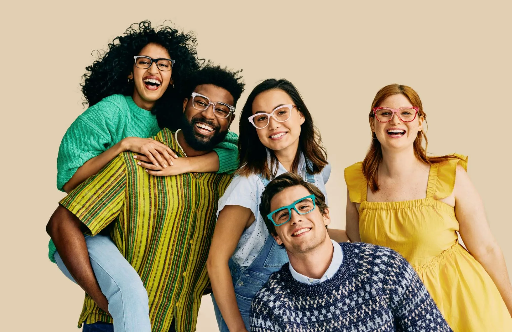 Glasses Frame Maker Pair Eyewear Raises $75 Million in Funding - Bloomberg