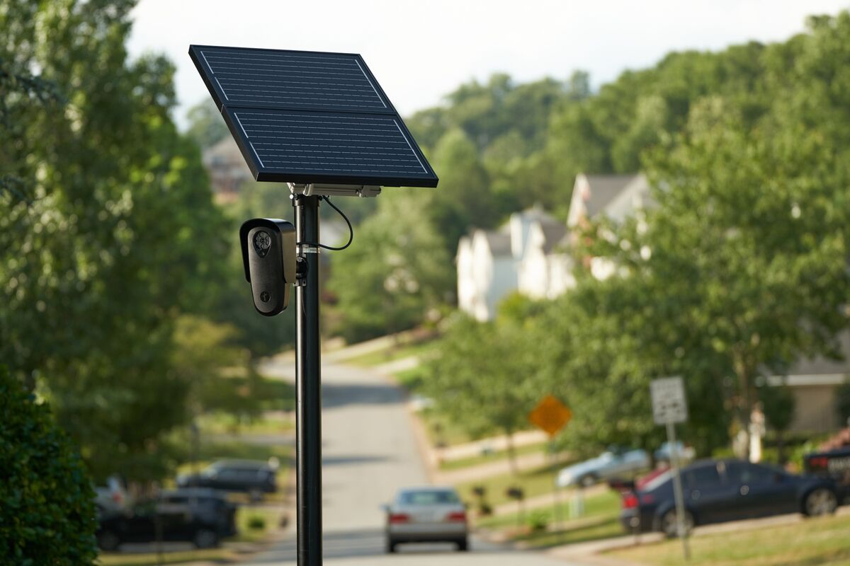 Controversial Surveillance Startup Flock Adds AI to Police Tech