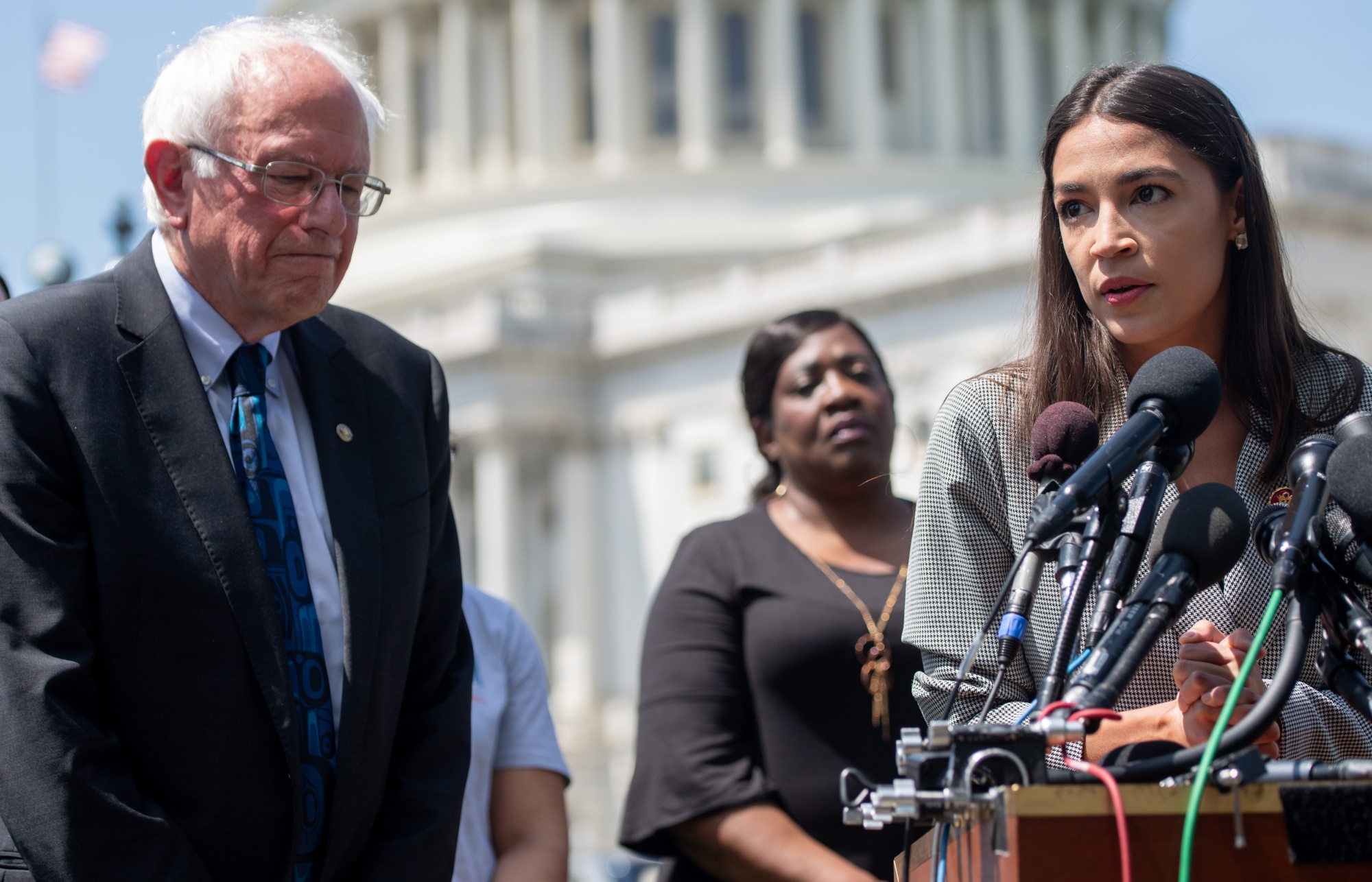 I Am Back' Bernie Sanders Tells Supporters At Queens Rally With Alexandria  Ocasio-Cortez