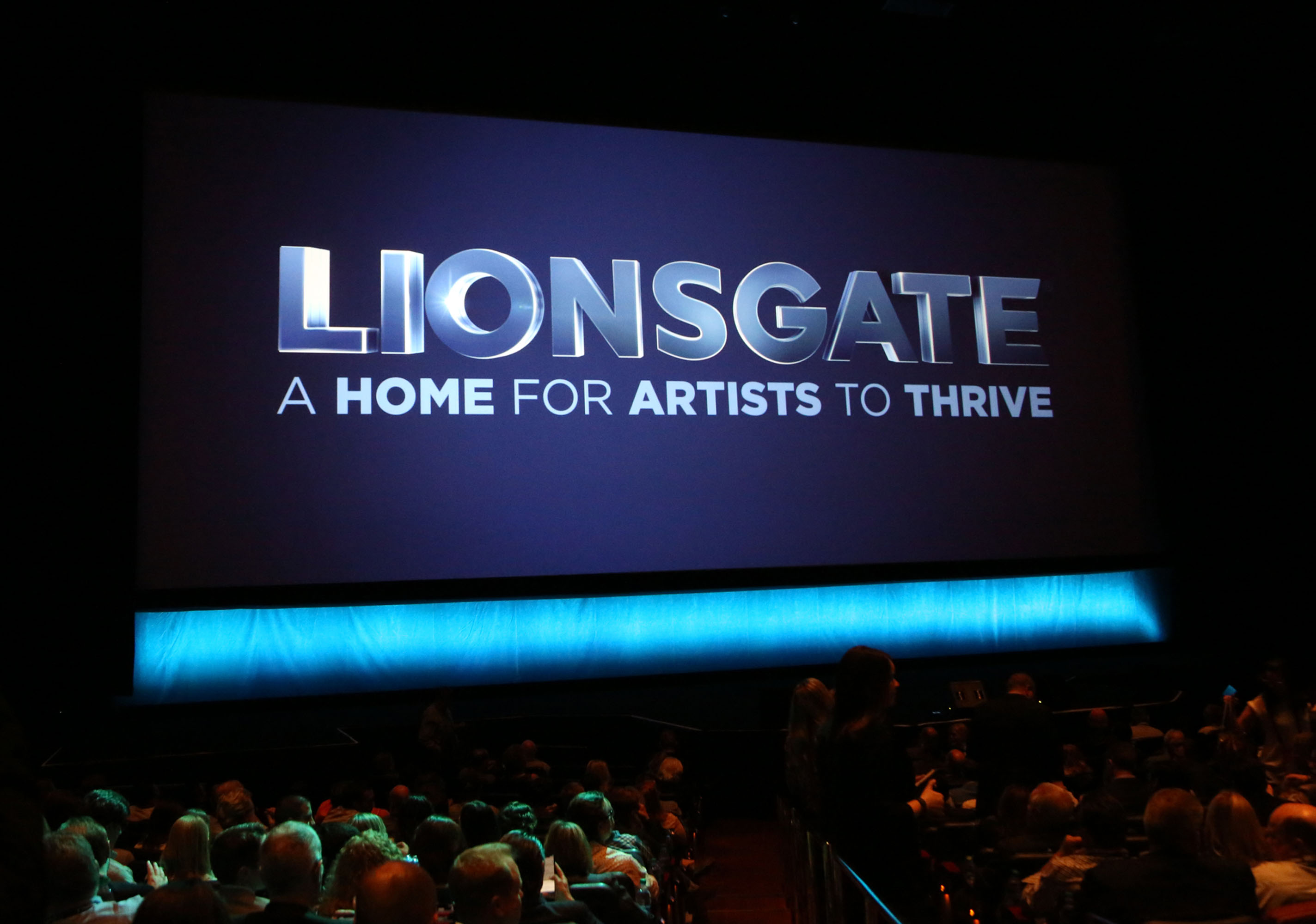 Lions Gate Said to Talk With Investors About Taking Starz Global