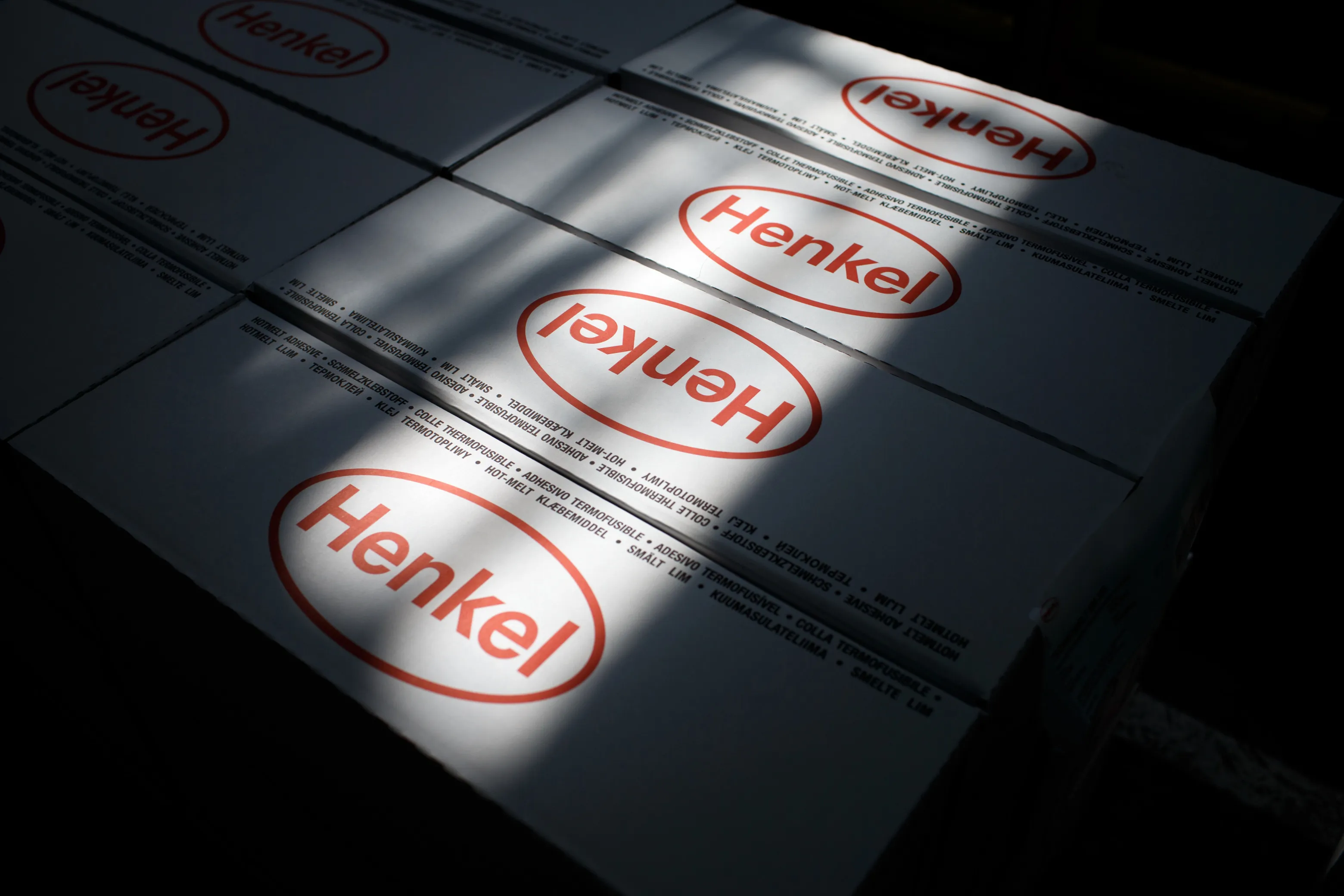 Adhesive Production At The Henkel AG Headquarters