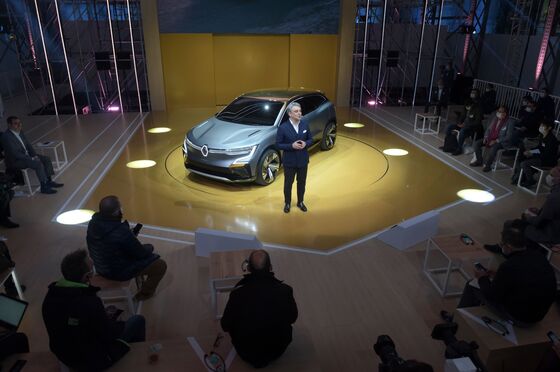 Auto Shows Are Back and CEOs Have Wheeling-and-Dealing to Do