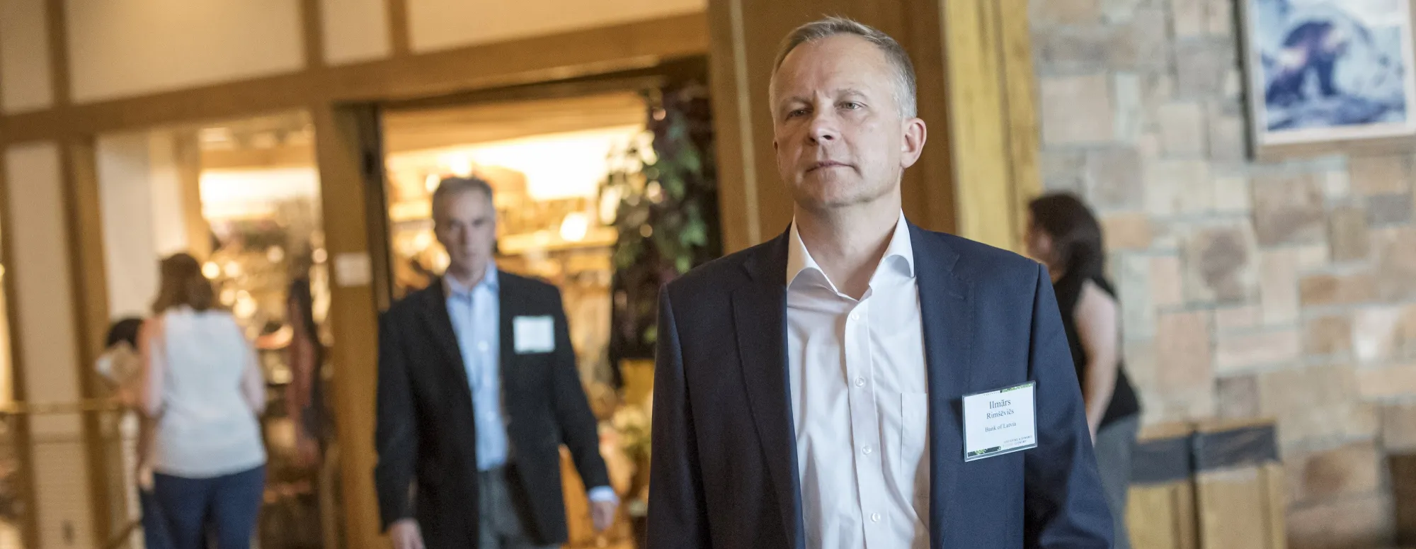 Ilmars Rimsevics, governor of the Bank of Latvia, arrives for a dinner during the Jackson Hole economic symposium, sponsored by the Federal Reserve Bank of Kansas City, in Moran, Wyoming, U.S., on Thursday, Aug. 24, 2017.&nbsp;