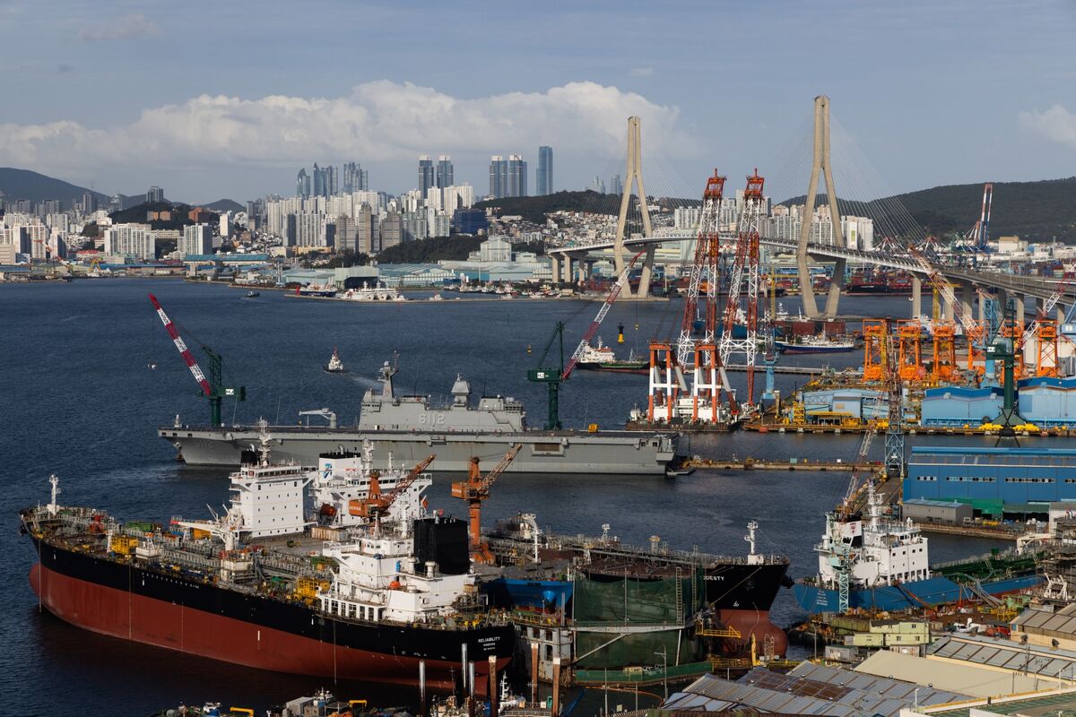 ⚫️ BLOOMBERG: "La Corea del Sud punta sui cantieri navali per rilanciare il settore USA, ma mette a rischio la propria redditività"