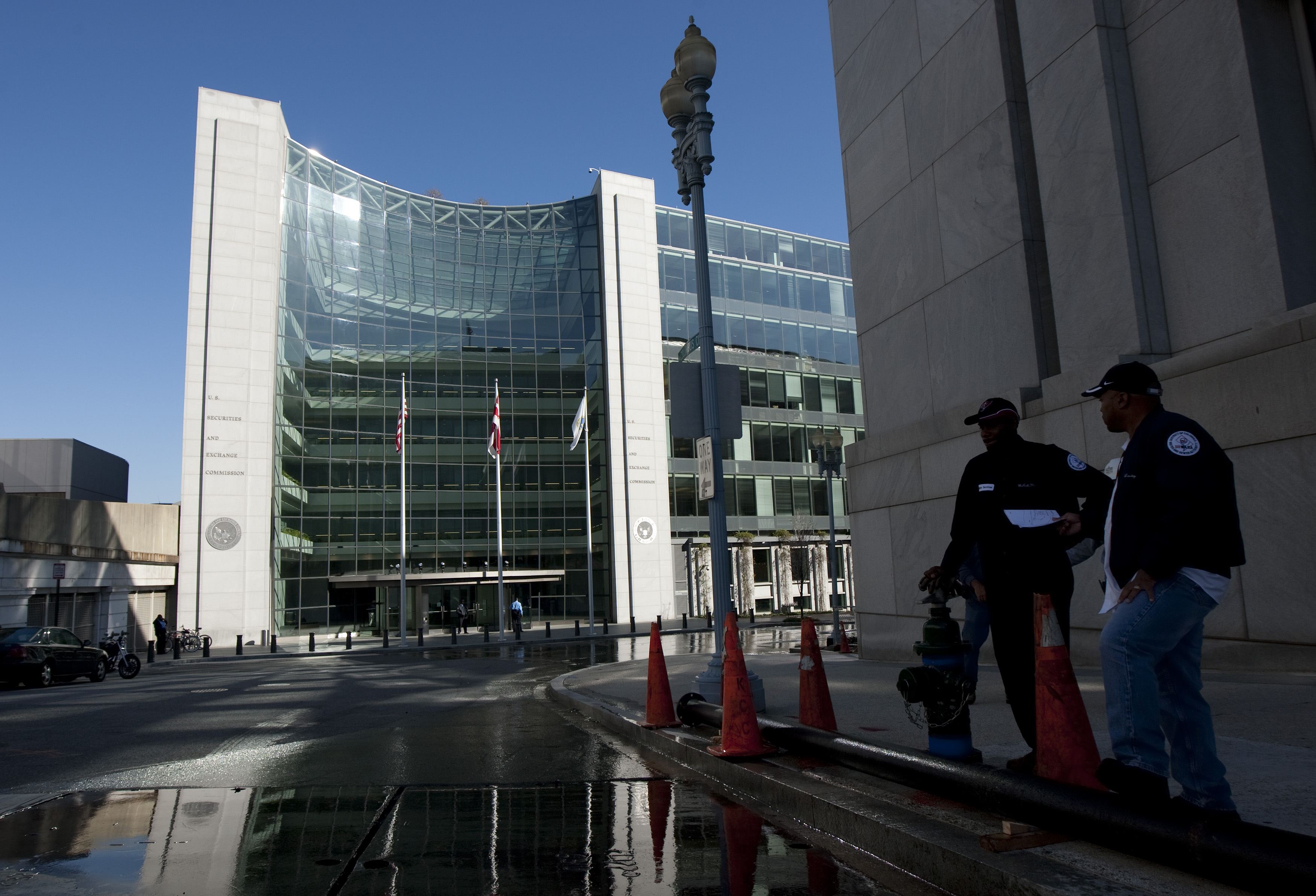 The U.S. Securities and Exchange Commission headquarters stands in Washington, D.C., U.S., on Wednesday, Oct. 21, 2009. The SEC may halt the expansion of the fastest-growing stock networks in the U.S. with rules to improve transparency in so-called dark pools.
