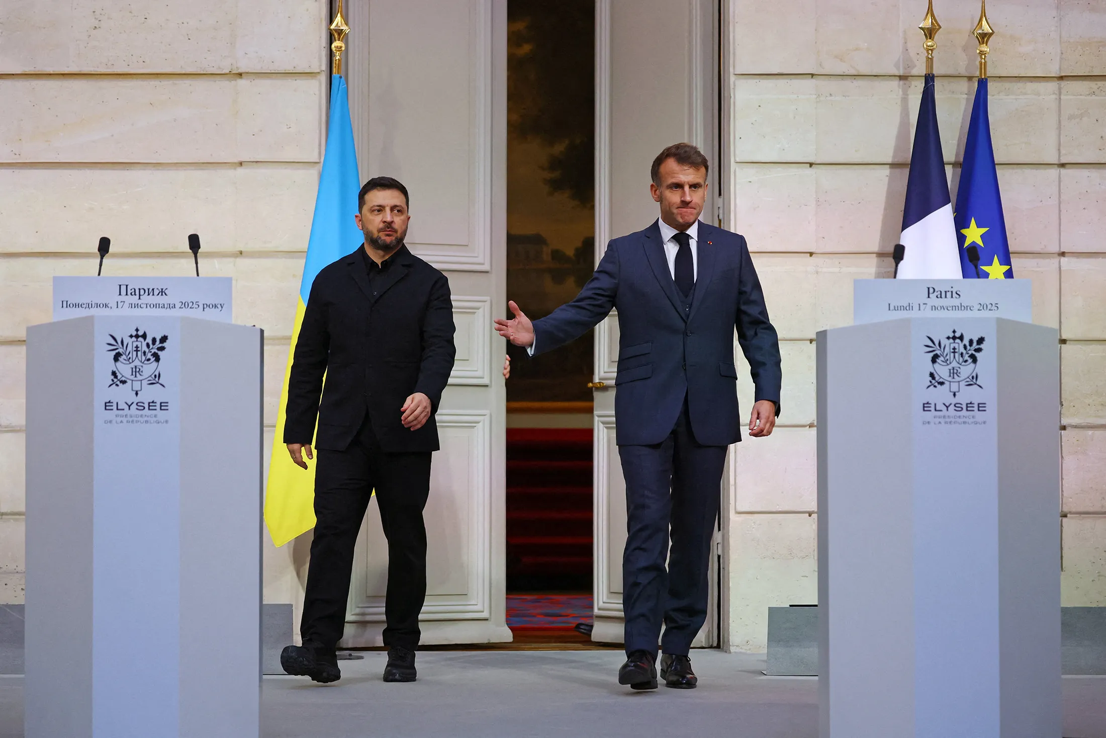 France's Emmanuel Macron met with&nbsp;Ukraine's Volodymyr Zelenskiy&nbsp;at the Elysee Palace in Paris on Nov.&nbsp;17.