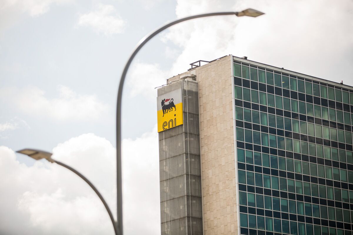 Eni Says Iran Oil Purchase Unintentional, No Motive to Violate Embargo -  Bloomberg