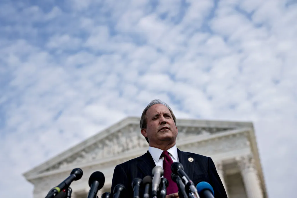 Why is his lawsuit getting so much Republican support?