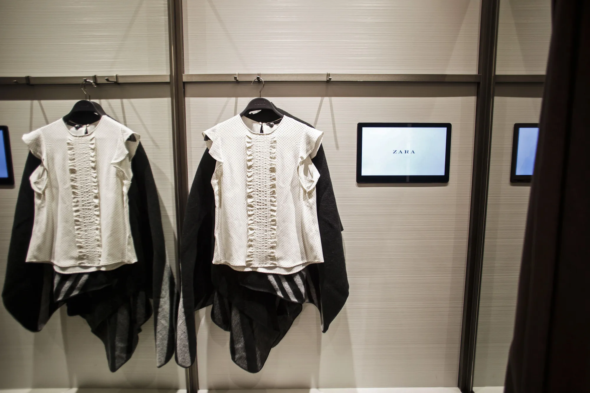 A changing booth at a Zara fashion store.&nbsp;