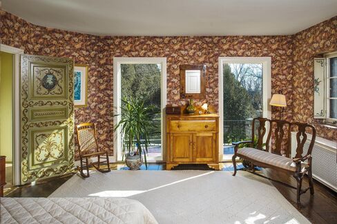 Another bedroom.