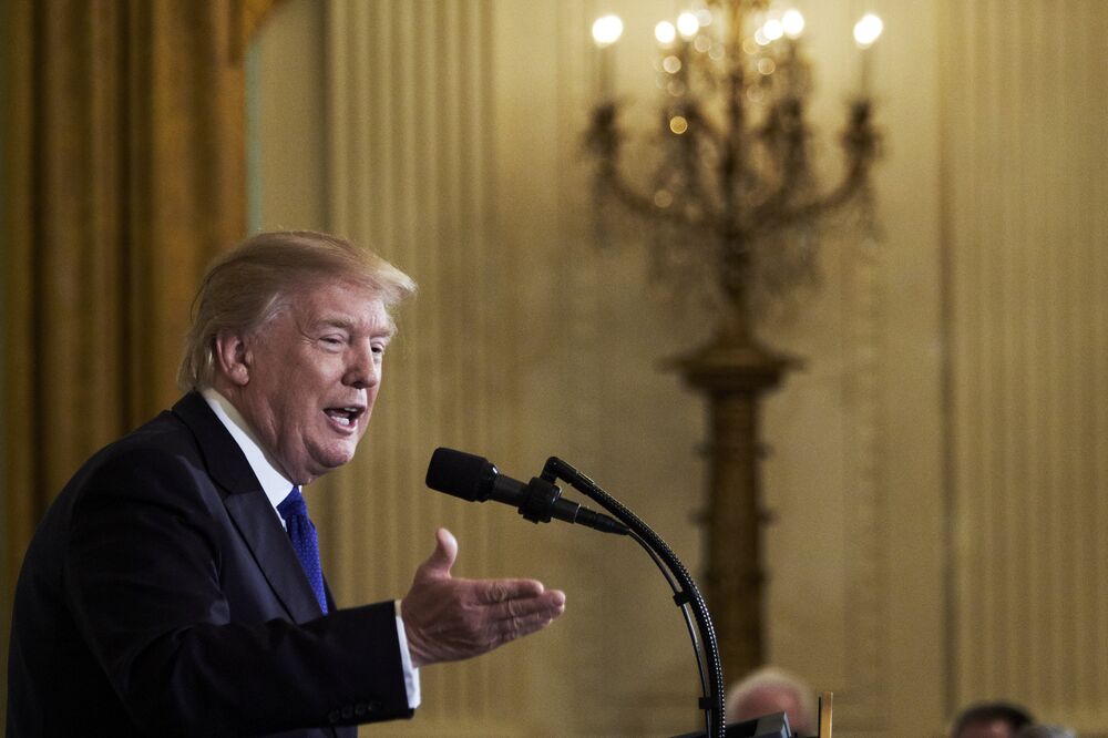 ｊｐモルガンとゴールドマンｃｅｏ トランプ政権の経済政策を高評価 Bloomberg