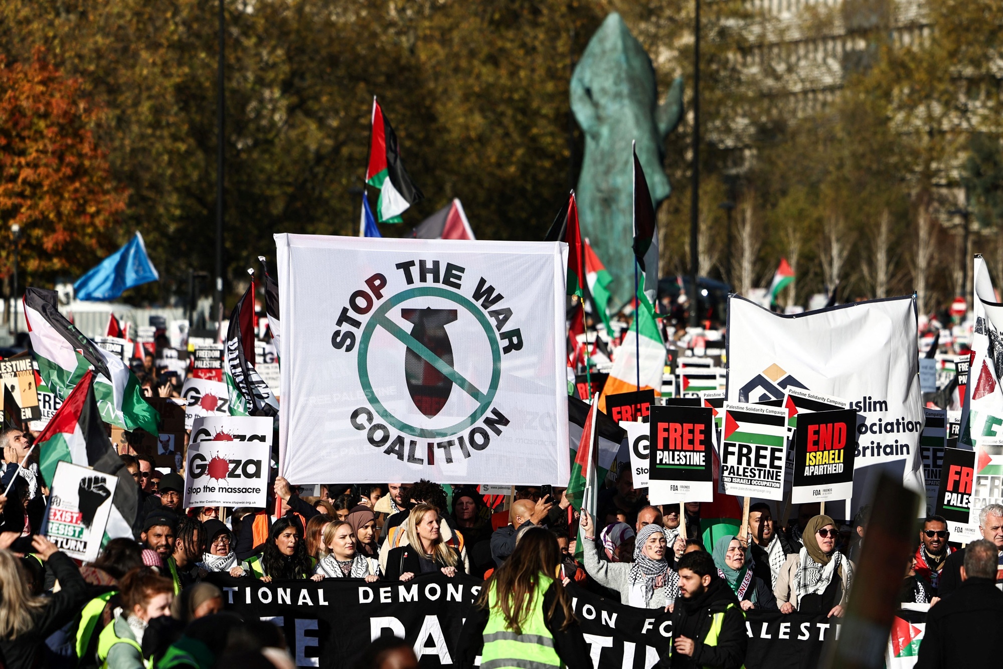 London Protests: Pro-Palestinian March Held as Nationalists Confront