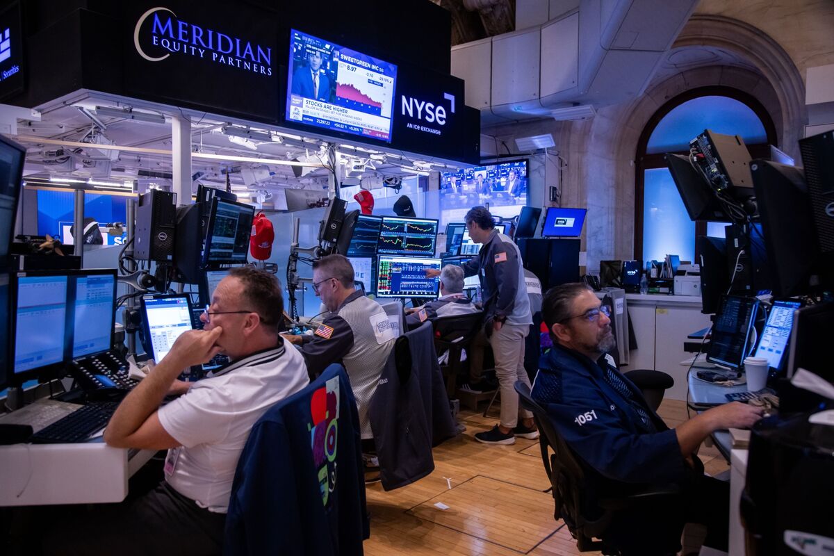 Wall Street Eyes IPO Trackers as Newly Listed Stocks Top S&amp;P 500