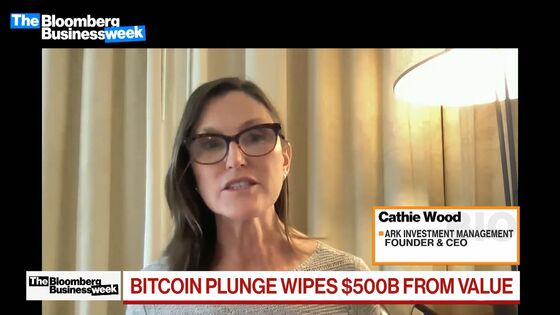 Cathie Wood, Still a Bitcoin Believer, Sees It Going to $500,000