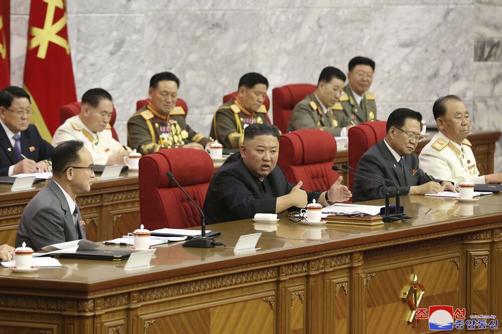North Korea S Kim Jong Un Opens Door For Dialogue With Biden Bloomberg