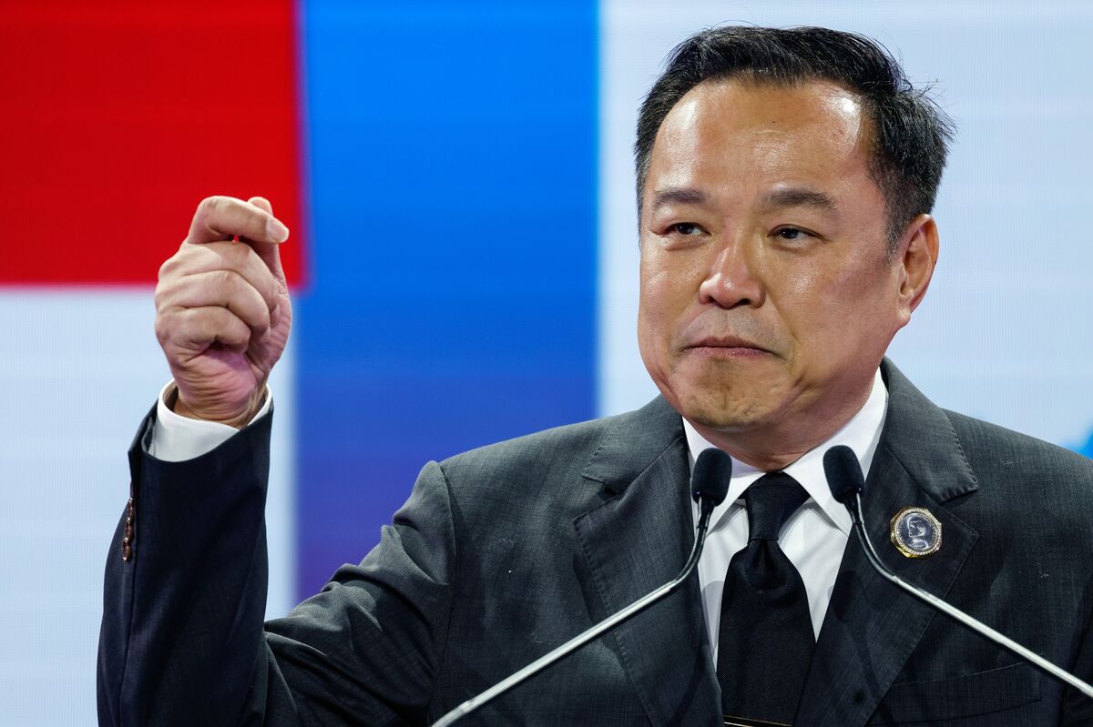 assets.bwbx.io image