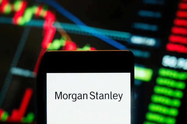 Morgan Stanley rebaja acciones brasileñas por riesgos fiscales - Bloomberg