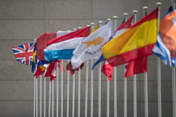As many views as flags.
