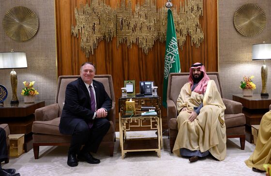 Pompeo Uses Saudi Arabia Visit as a Show of Force Against Iran