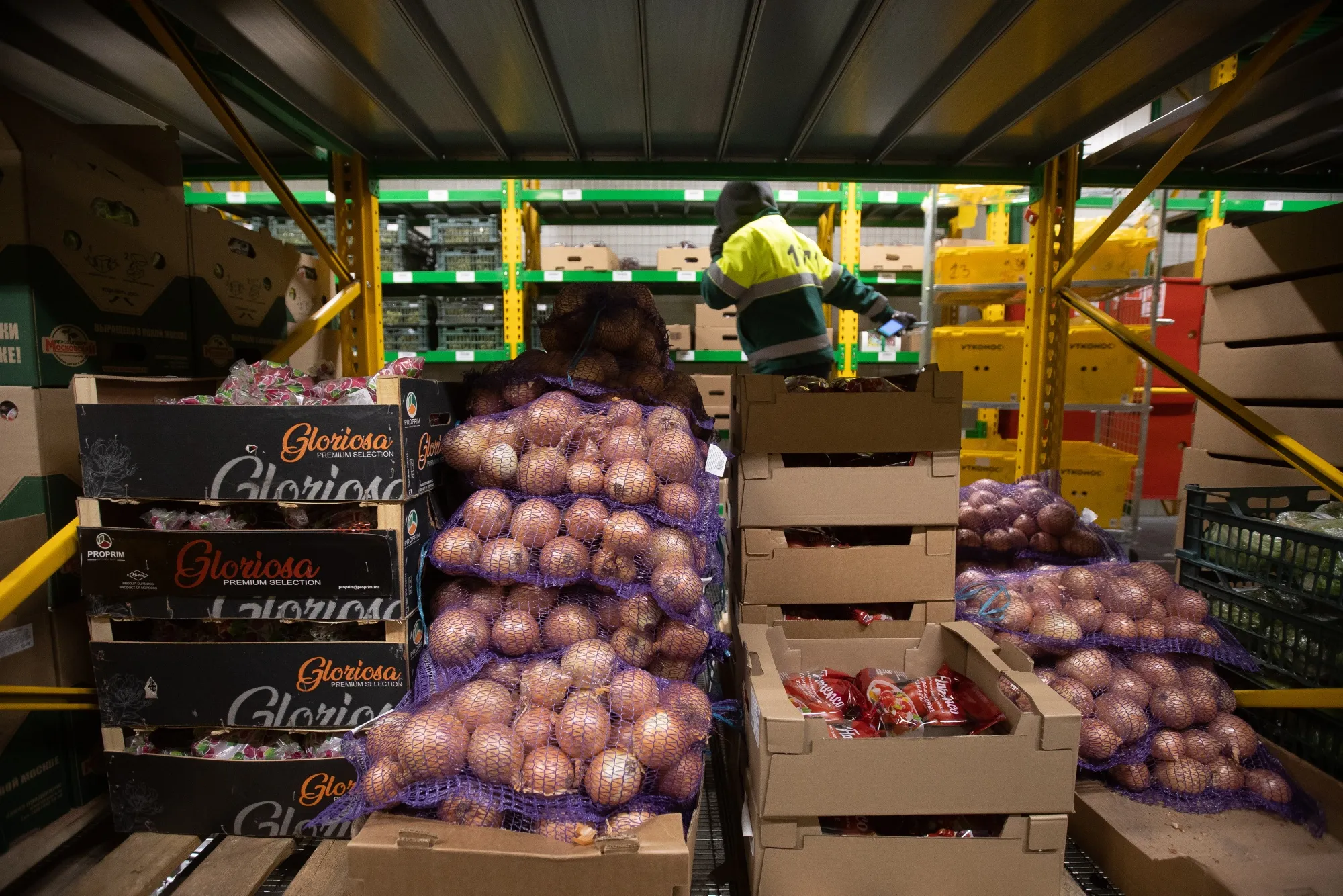 Fresh produce at a&nbsp;fulfillment center in Moscow.