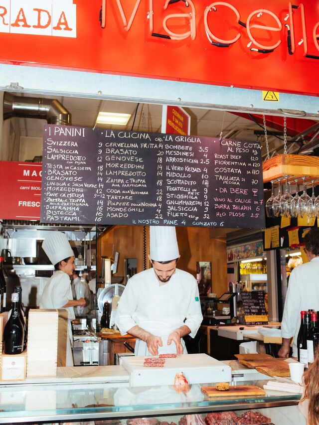 Preparing kebabs at Macelleria Popolare. 