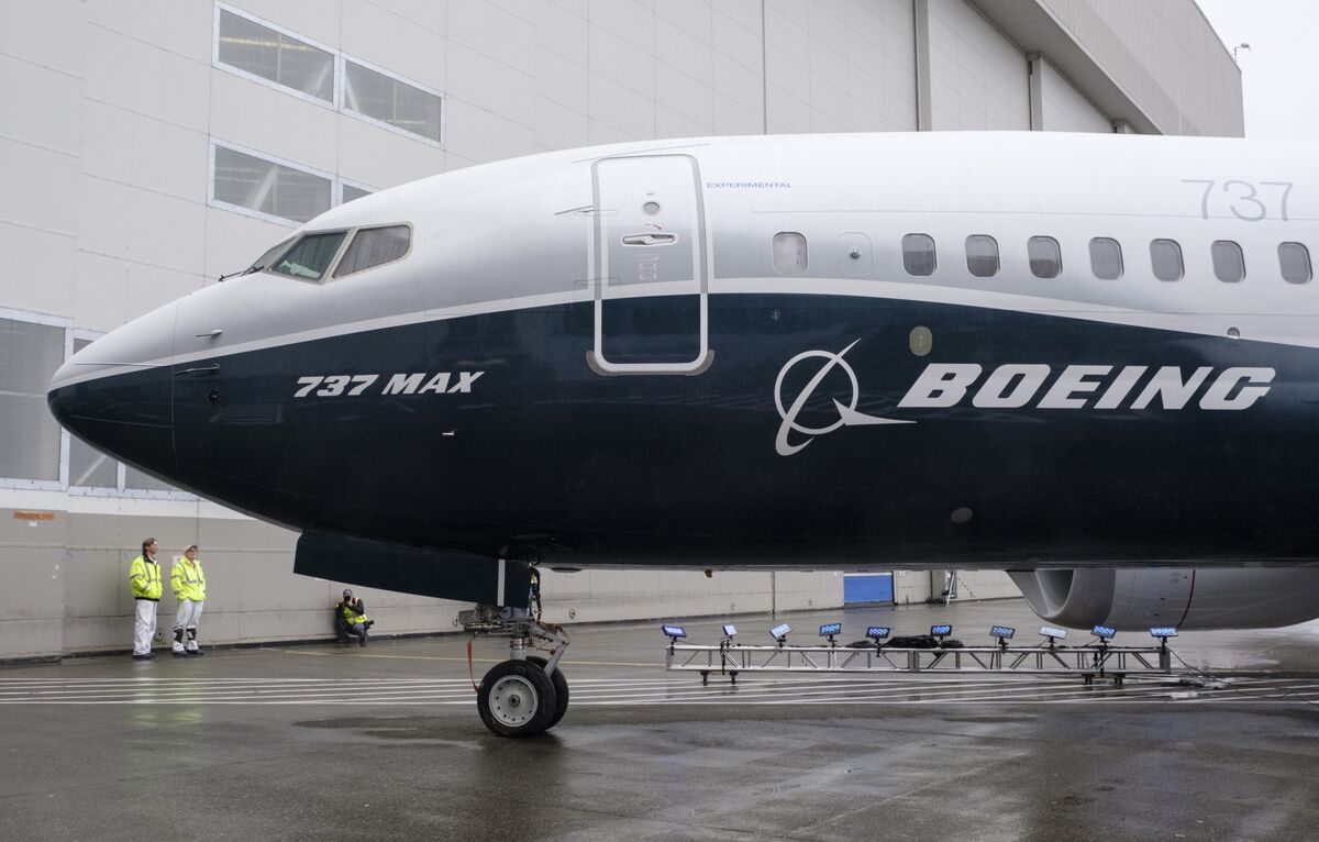 【希少品】『Higher』100 year's of Boeing 洋書 Boeing 100 Year Anniversary Next 100 Years Paperweight