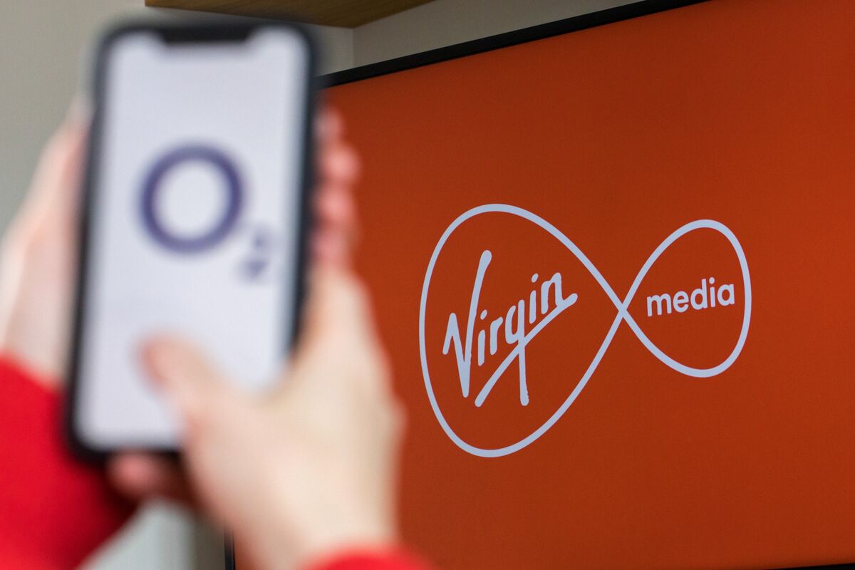 BT Slumps After Virgin Media O2 Readies Fiber Upgrade Push - Bloomberg