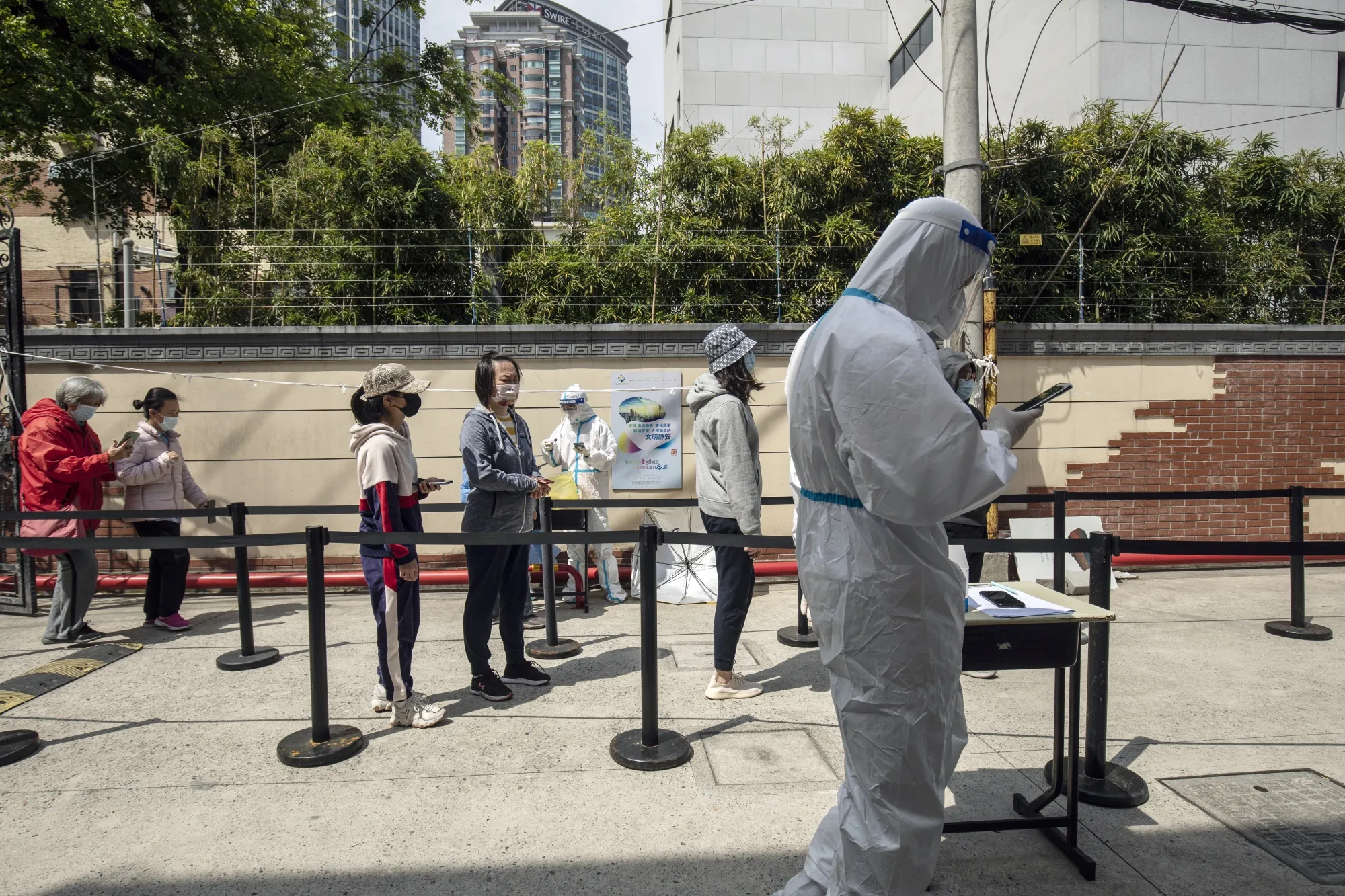 Residents undergo&nbsp;Covid-19 testing during a lockdown in Shanghai, on April 16.