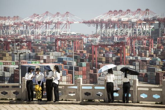 China Ready to Ride Out Trade Storm - For Now