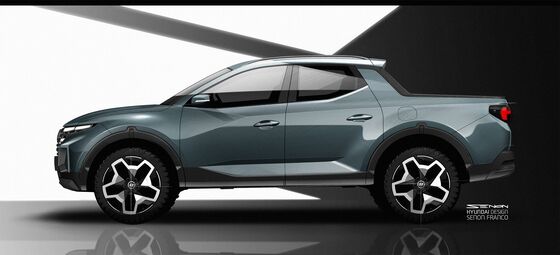 Hyundai Debuts Urban Pickup in Bid to Extend U.S. Sales Gain