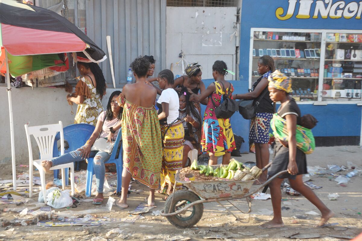 Angola Central Bank May Consider Interest Rate Cut on Slowing Inflation -  Bloomberg