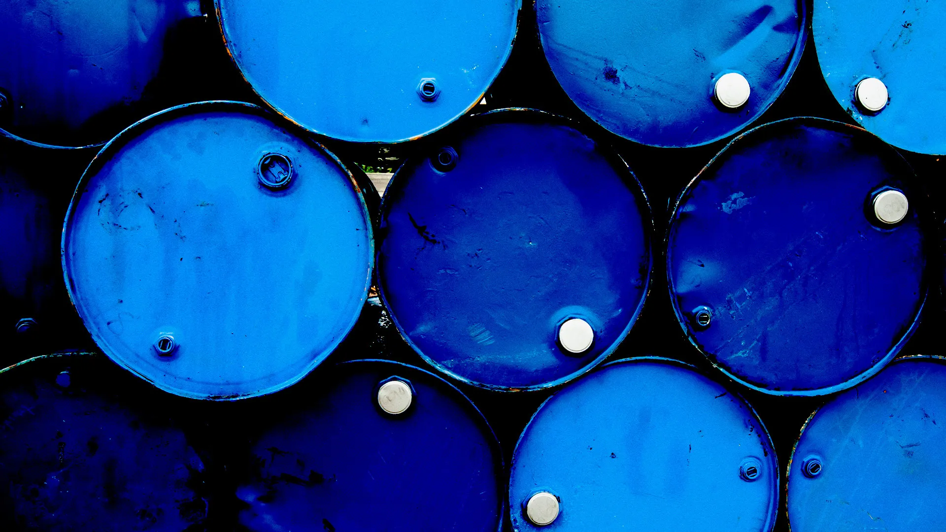 bloomberg.com - Watch What It Will Take to Fix the Oil Market
