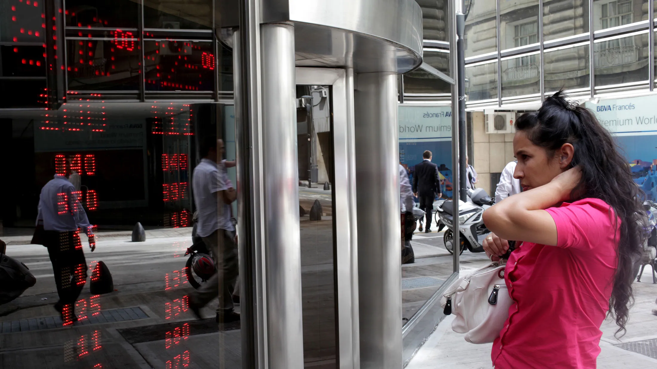 A currency exchange rates board in Buenos Aires.

