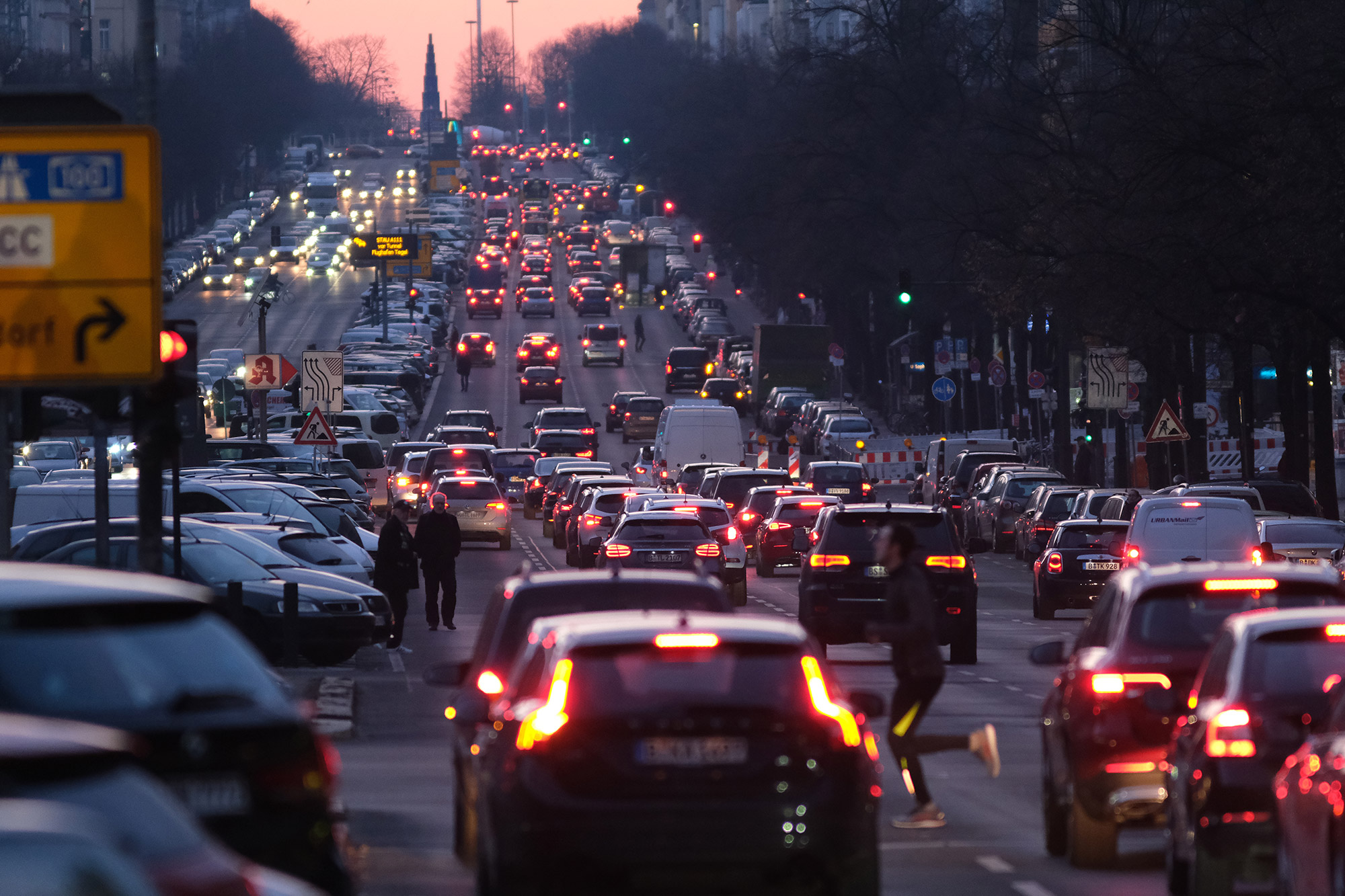 The IMF Has a Blueprint for Helping the Climate Without Hurting