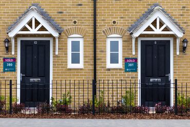 Construction Sites As Budget Fears Slam Brakes on UK Housing Market