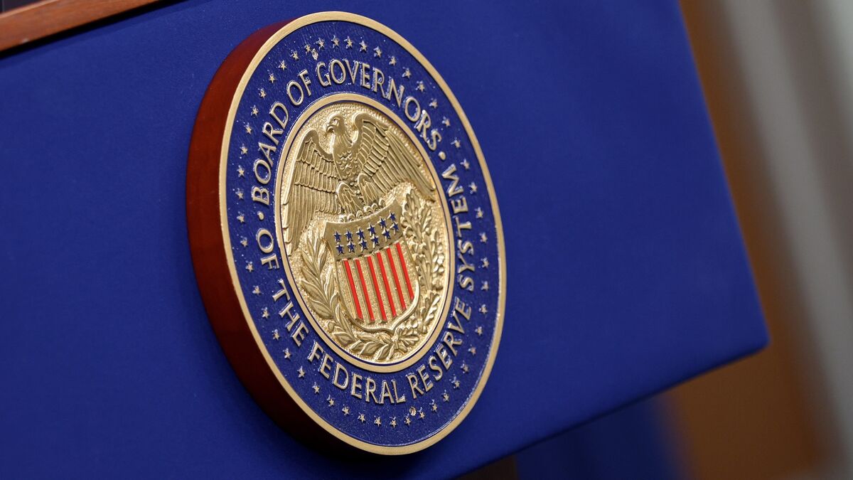 Fed Beige Book Shows Little Change in Economic Activity