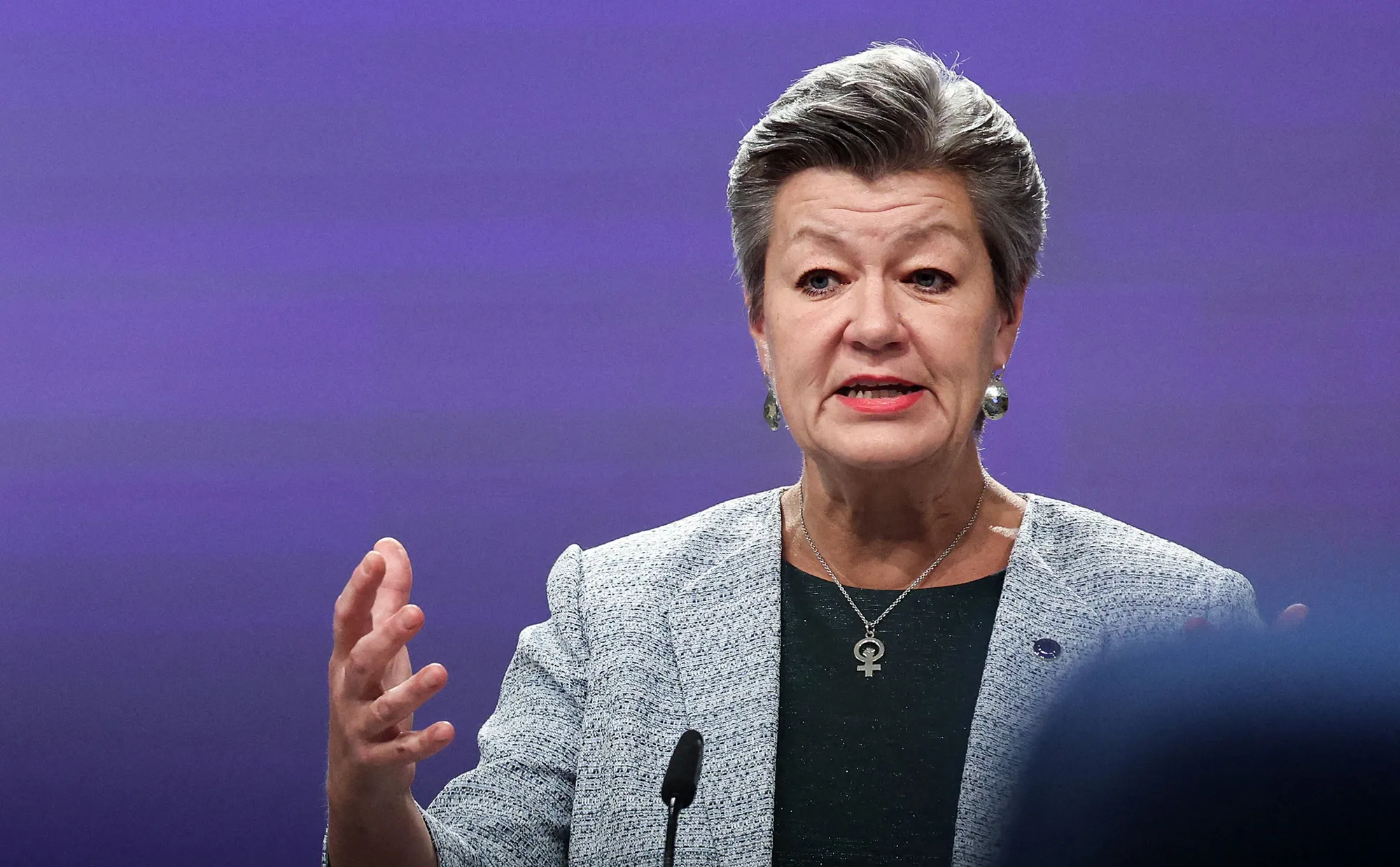 EU Open to Cryptocurrency But With Regulation, Top Official Says - Bloomberg