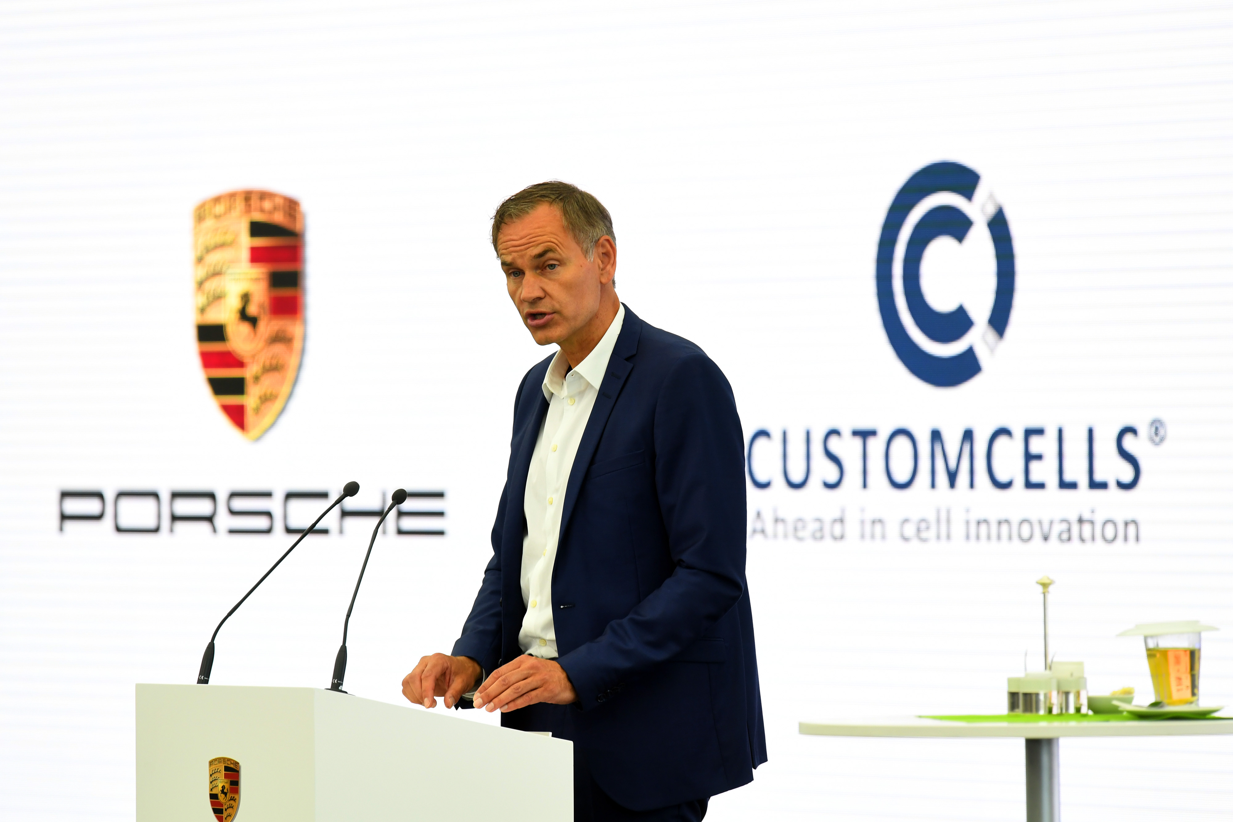 Porsche AG gibt Joint Venture mit Spezialist für Lithium-Ionen-Batterien bekannt