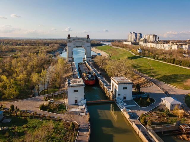 Volga–Don Shipping Canal gate