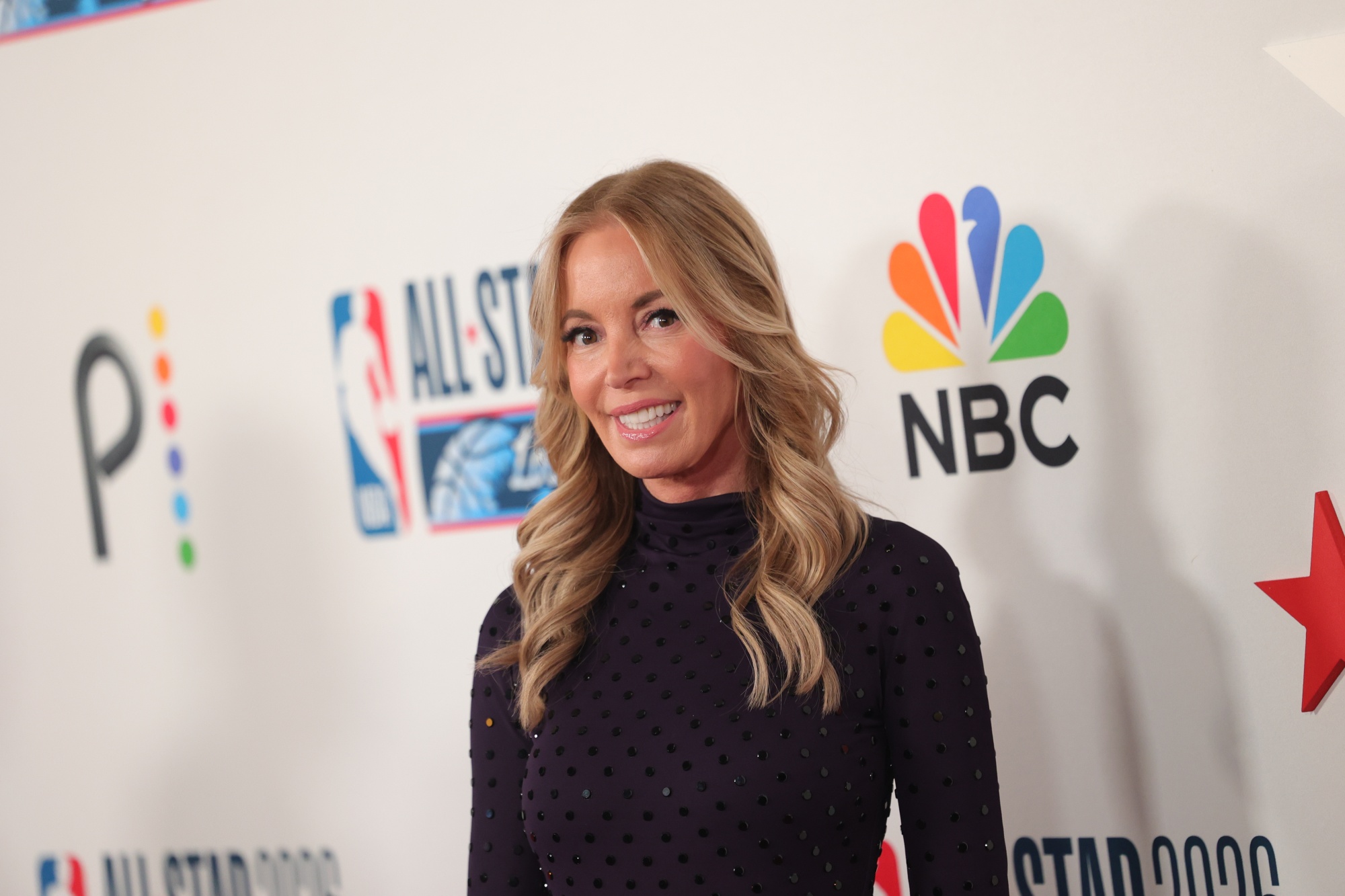Image associated with story "Jeanie Buss Disputes Sale of Family Stake in LA Lakers"
