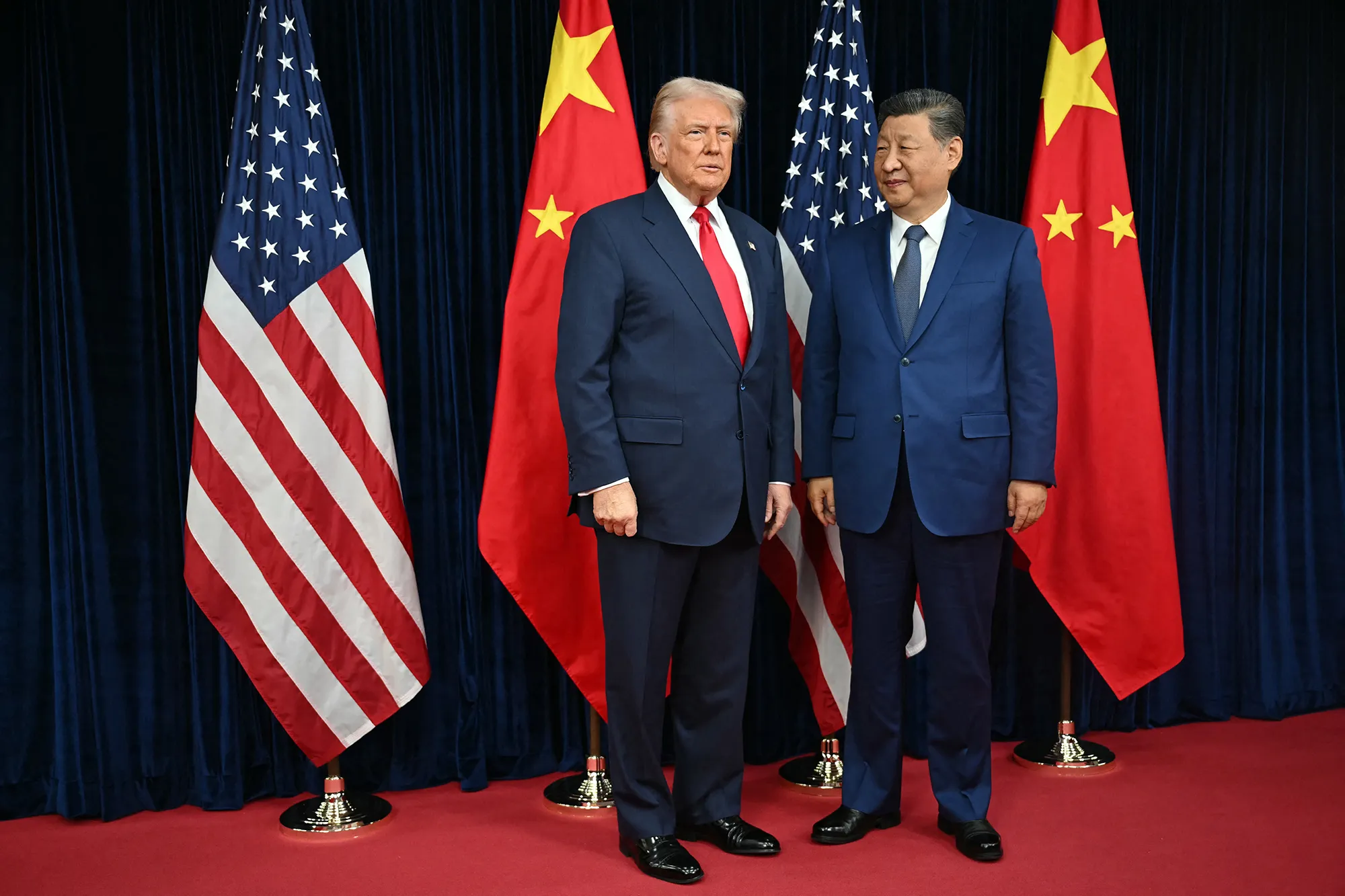 US President Donald Trump&nbsp;and China's President Xi Jinping at the Gimhae Air Base&nbsp;in Busan, South Korea&nbsp;on Oct. 30.&nbsp;