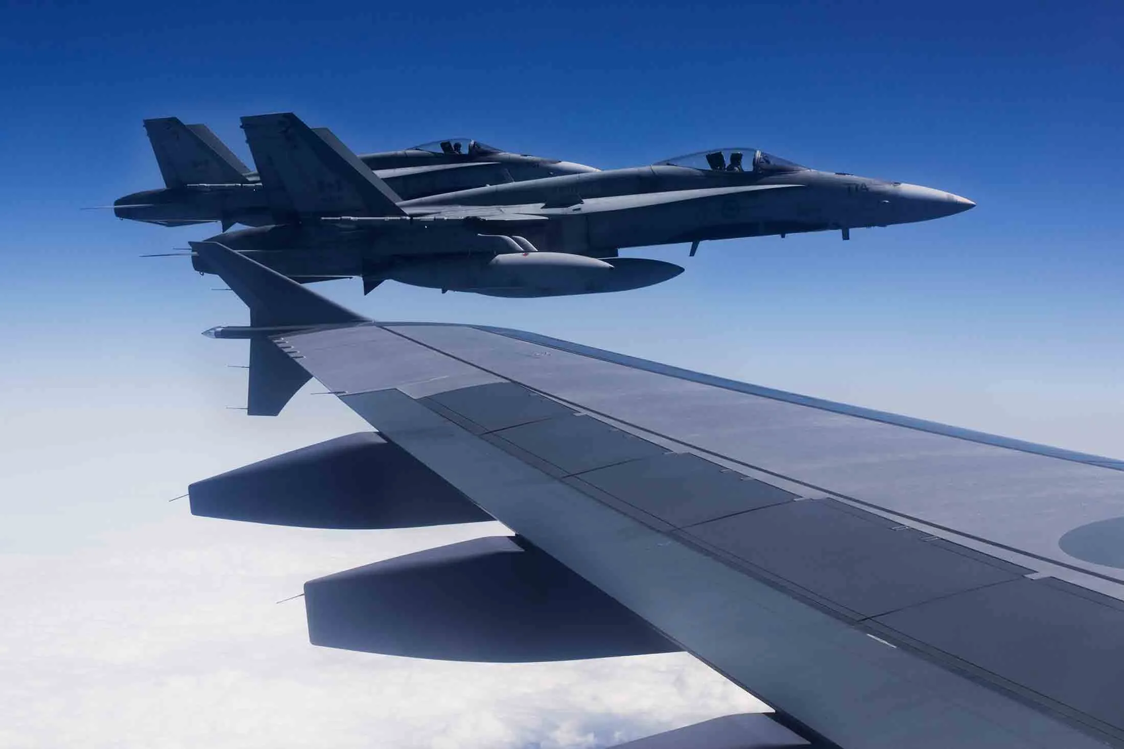 1496855601_CF-18-Canadian-Air-Force