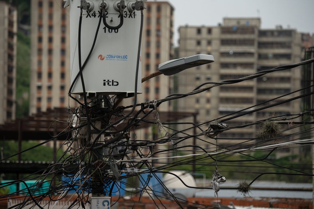 Venezuela debatirá una reforma para abrir el sector eléctrico a la inversión privada