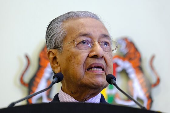 How a $7 Billion Dispute Helped Topple Mahathir’s ‘New Malaysia’