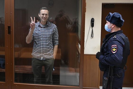 U.S. Matches EU, U.K. Sanctions on Russia for Navalny Attack