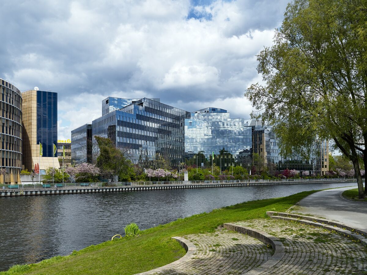 Tele Columbus Creditors Unite Ahead of Potential Debt Talks